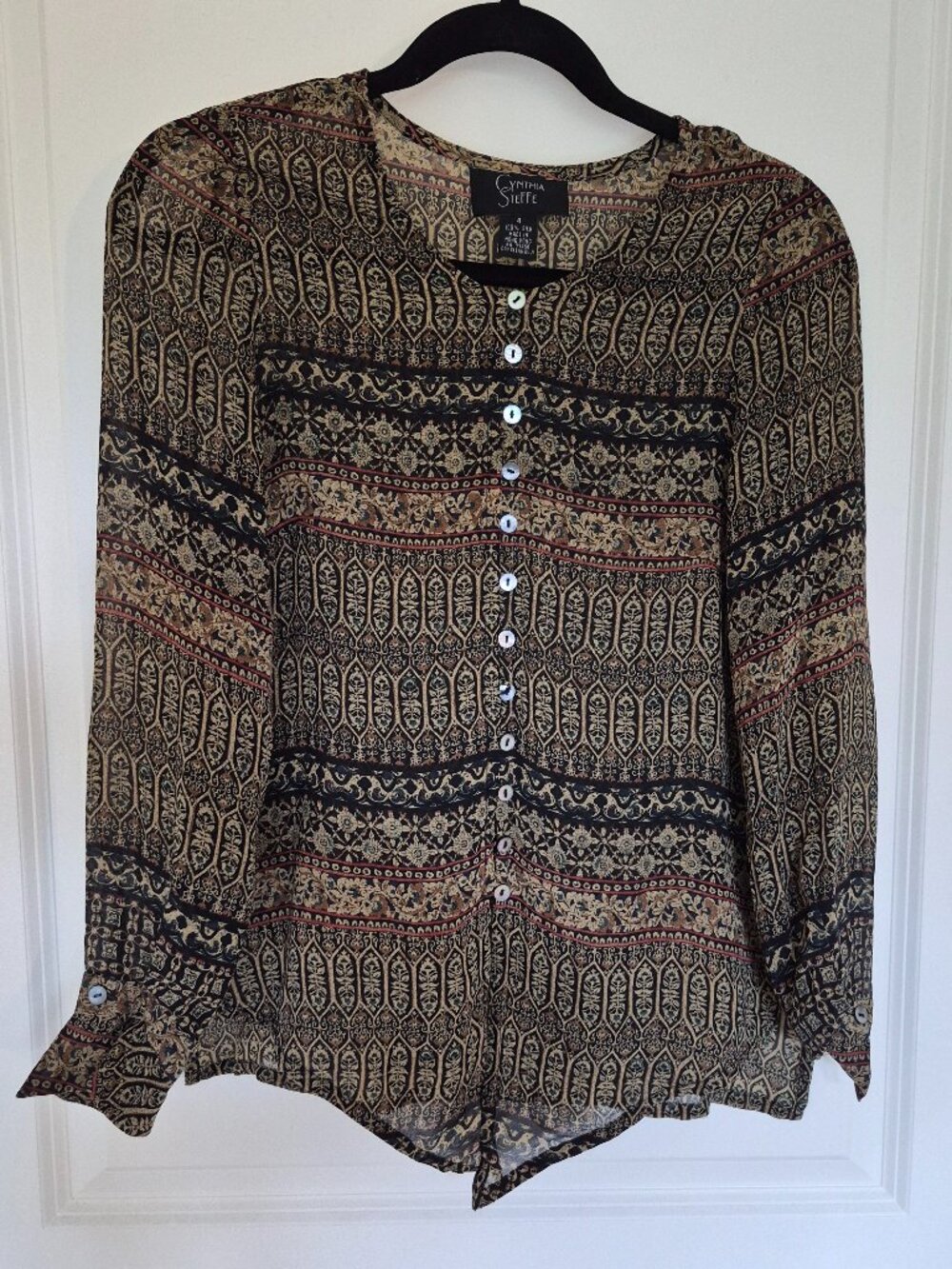 Cynthia Steffe 100% Silk Blouse Womens 4 Paisley Button Front Sheer Boho Top